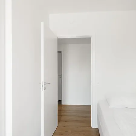 Fantastic 2-bed W Balcony אודנזה