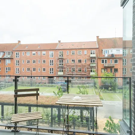 Fantastic 2-bed W Balcony Apartmán Odense